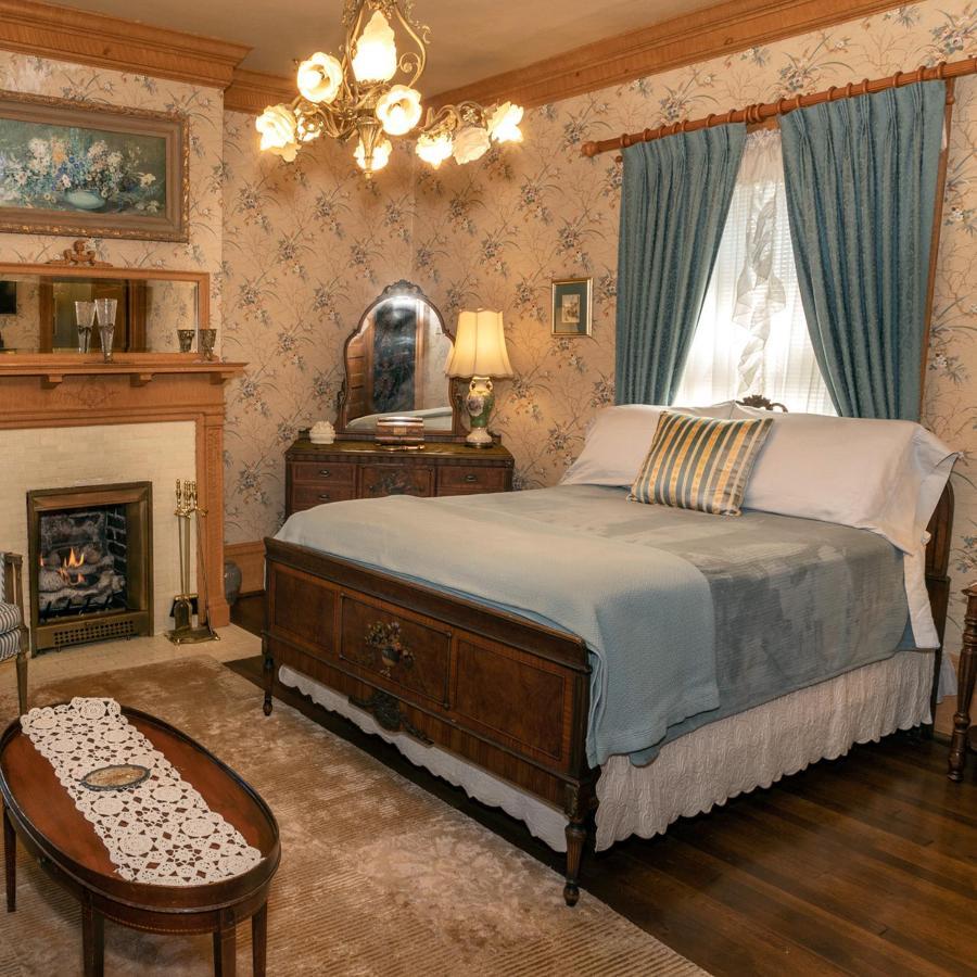 Scottdale South Broadway Manor B&B - Near Fallingwater, Ohiopyle State Park, Hiking & Biking Trails Gap المظهر الخارجي الصورة