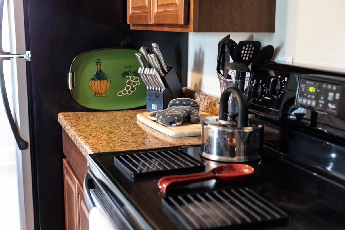 Scottdale South Broadway Manor B&B - Near Fallingwater, Ohiopyle State Park, Hiking & Biking Trails Gap المظهر الخارجي الصورة